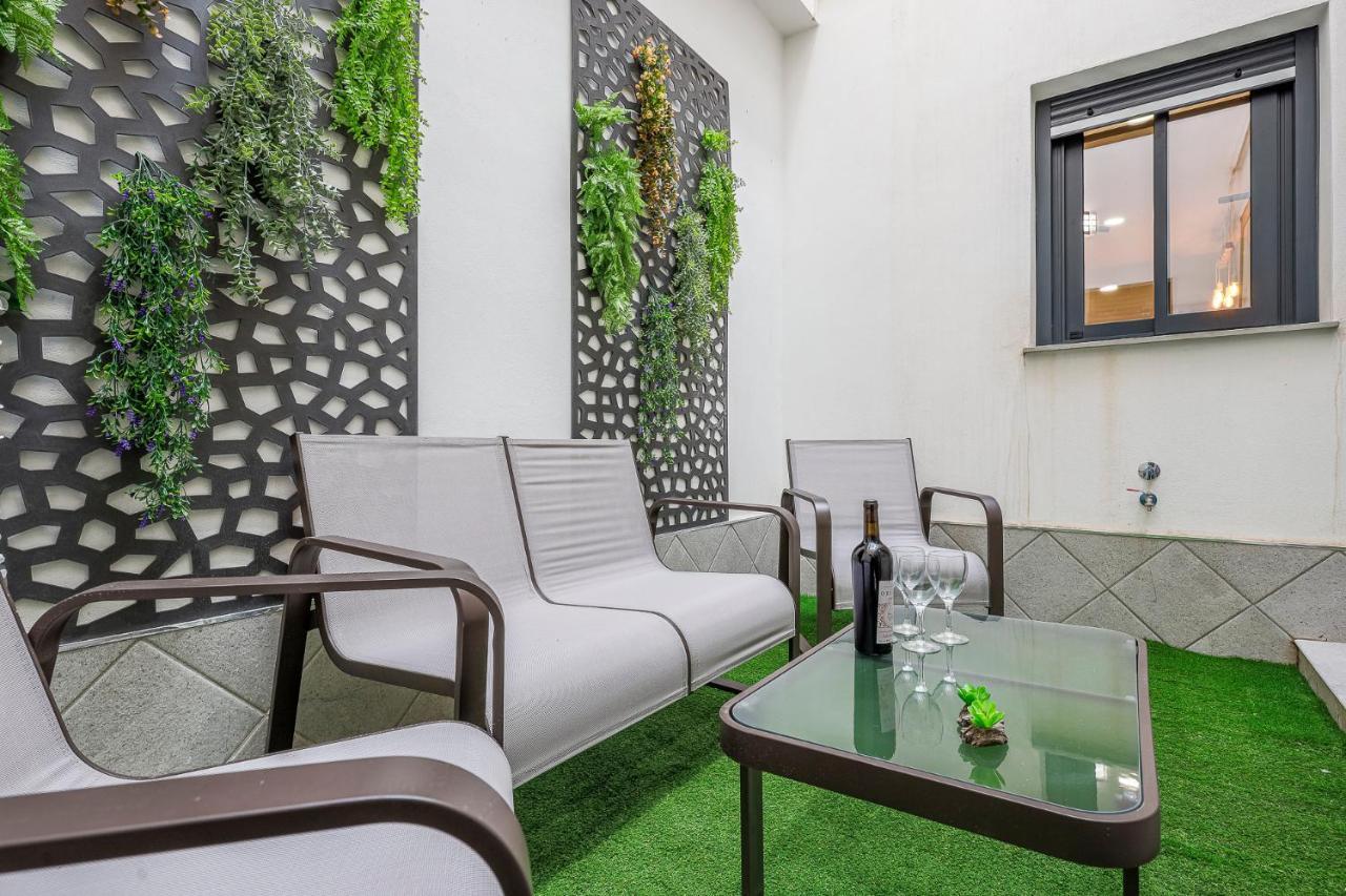 Family Suit Principal Encantos De Sevilla מראה חיצוני תמונה