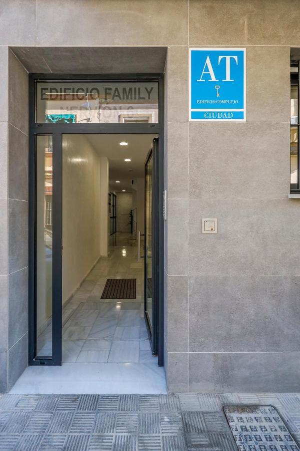 Family Suit Principal Encantos De Sevilla מראה חיצוני תמונה
